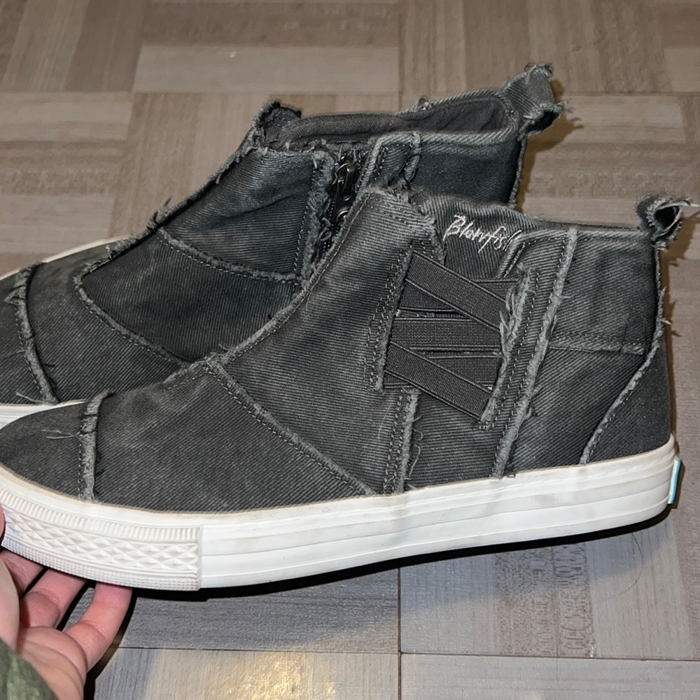 Blowfish Malibu Size 9 Shoes!